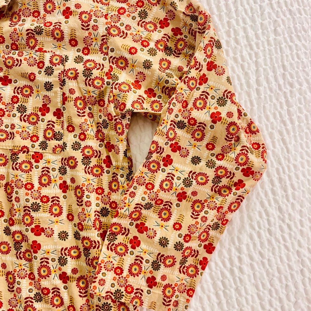 Vintage 1970’s Floral Button-Up Shirt